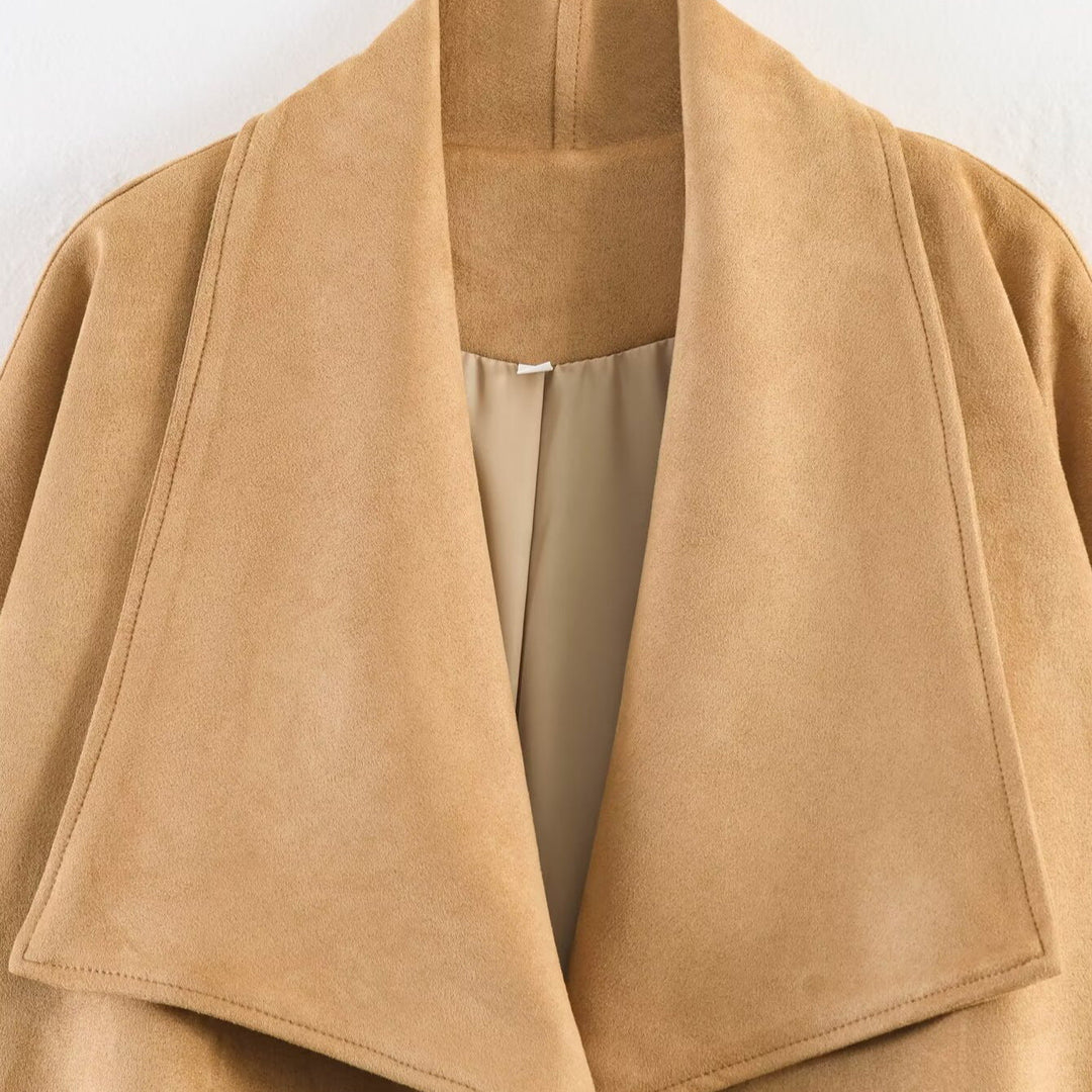 Dam 50+ Oversize Velour Blouson med Wide Shawl Krage och Balloon-Shaped Nederkant