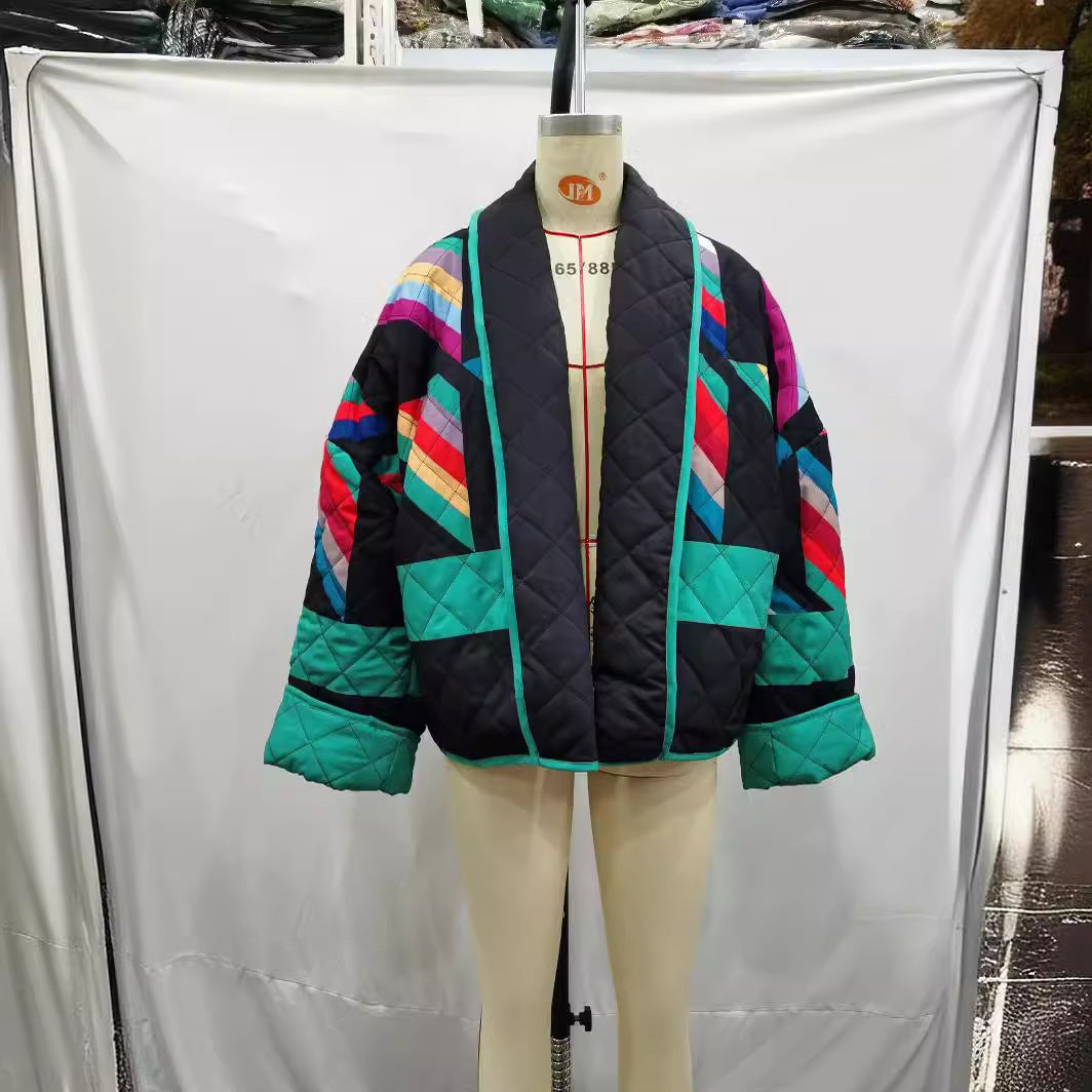 Dam quiltad oversized kimono jacka med graphic block tryck och piping