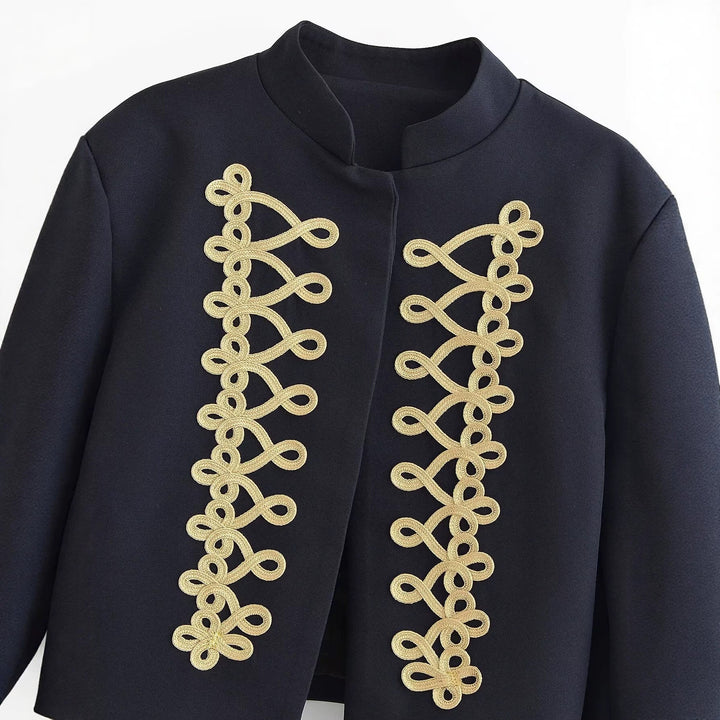 Dam Kort Military Jacka med Guld-Embellished Cord Application