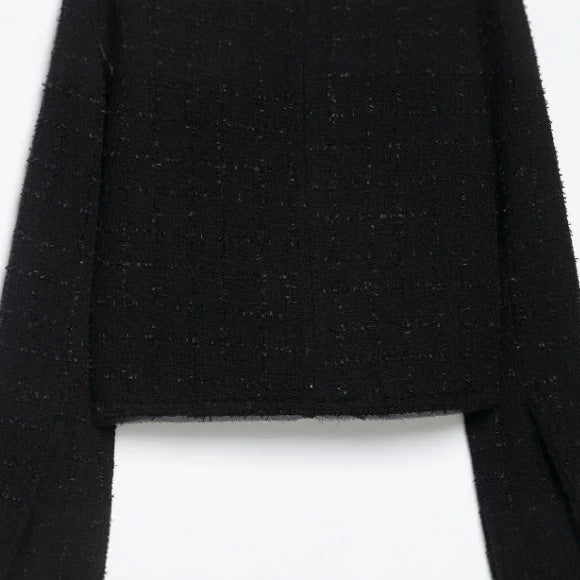 Dam Kort Kort Bouclé Tweed Blazer med Rounded Edges, Golden Dekorativ Knappar och Patch Fickor