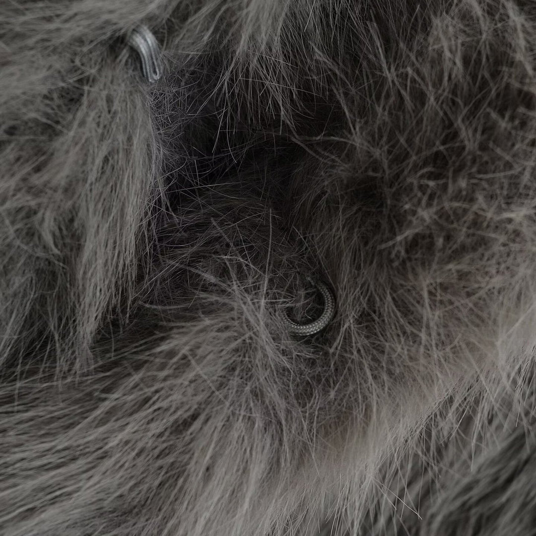 Dam Kort Faux Fur Jacka med Voluminous Ärmar och Round Neckline