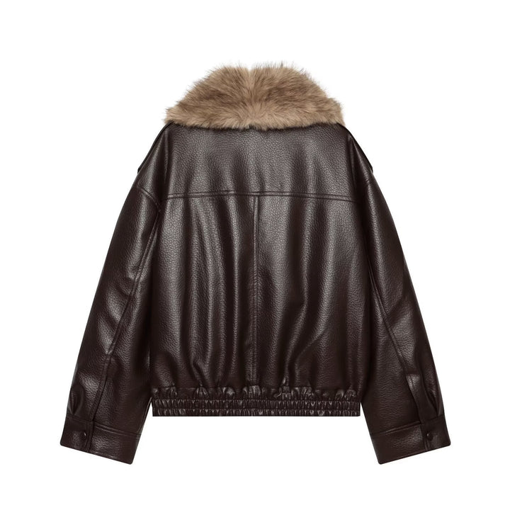 Dam kort skärning Biker läder jacka med Voluminous Faux Fur Shawl krage