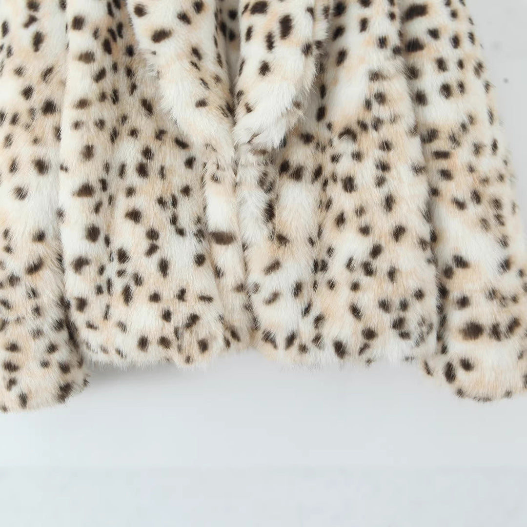 Dam lång faux fur kappa in leopard tryck med oversize skärning