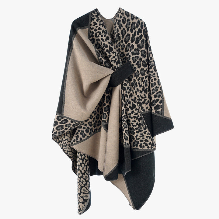 Dam jacquard poncho med leopard mönster och ullblandning wrap