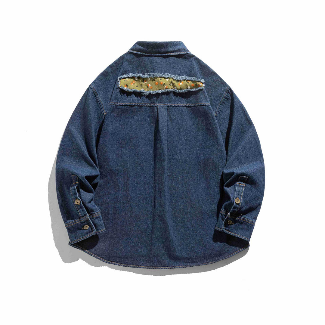 Herr oversize Denim skjortjacka med Slitna Effects och Kamouflage Patchar