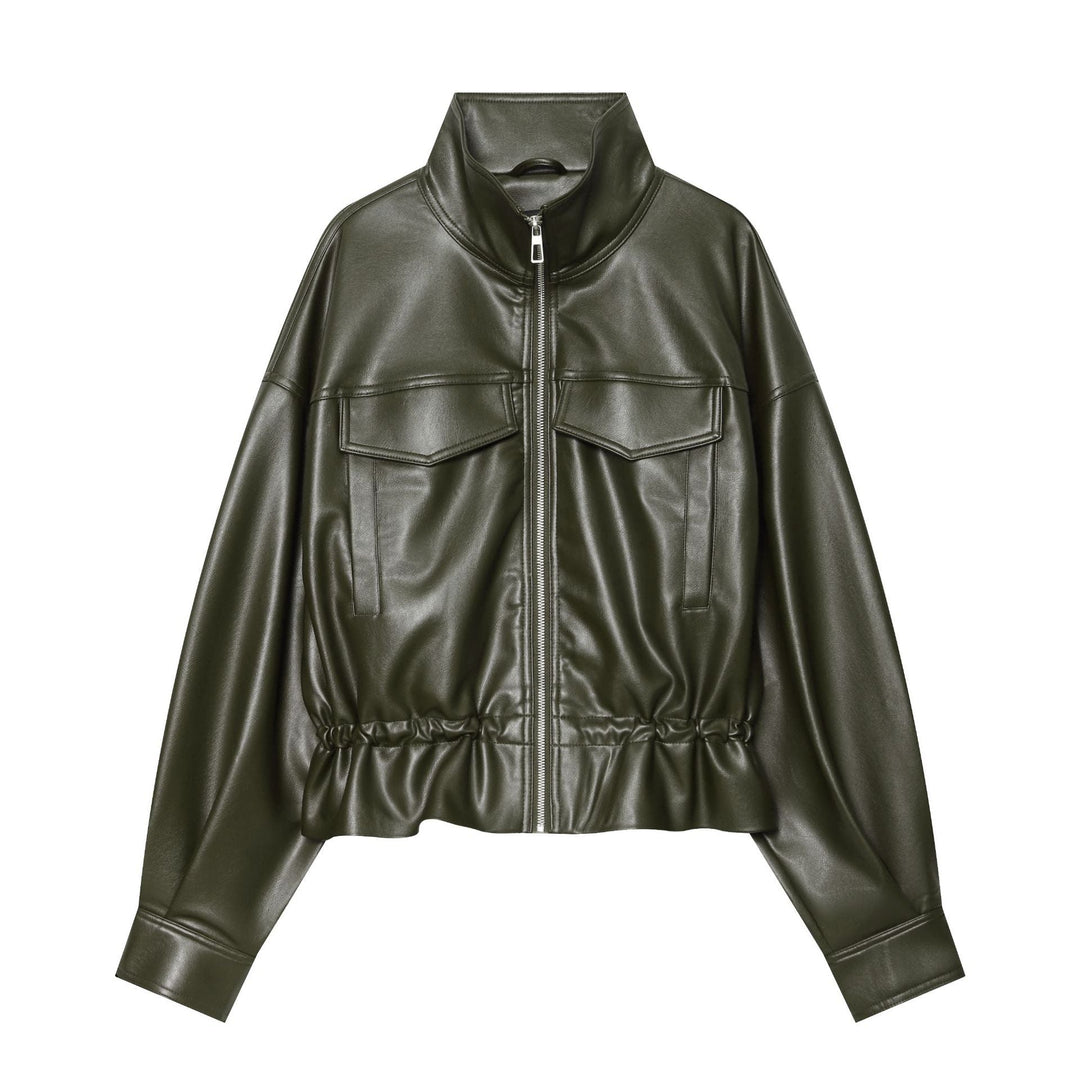 Dam Kort Jacka i Konstläder med Hög Stå Krage, Patch Chest Fickor och Drawstring Waist