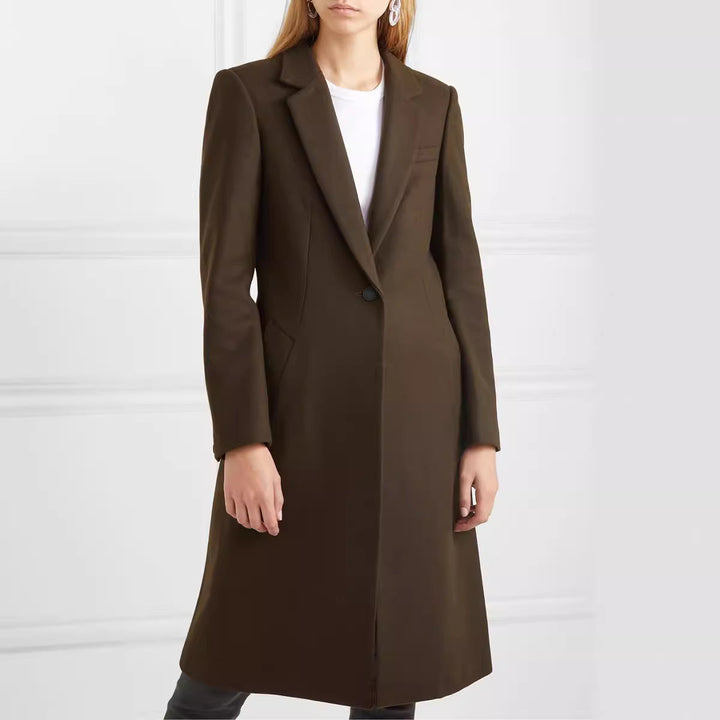 Dam lång kappa in sleek tailoring med narrow silhuett