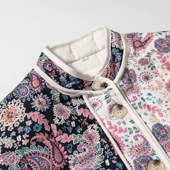 Dam quiltad patchwork quiltad jacka i paisley tryck med kontrast piping och stor flap fickor