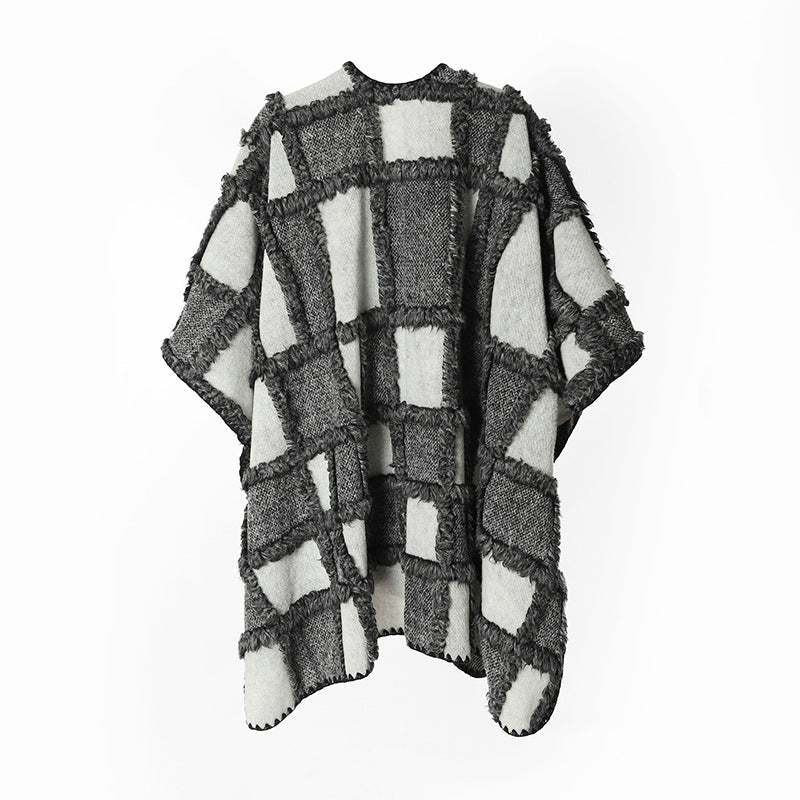 Dam Structured Patchwork capeponcho tillverkad av ullblandning med open drape och kontrasterande edge stitching