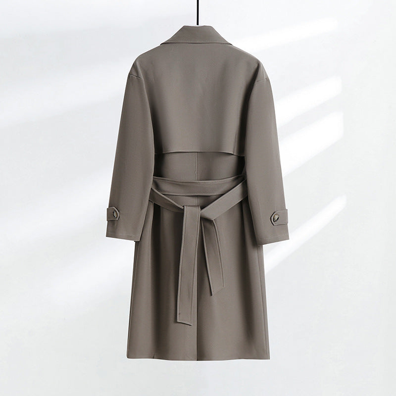Dam skräddad double-breasted trenchcoat med knytband och shawl krage