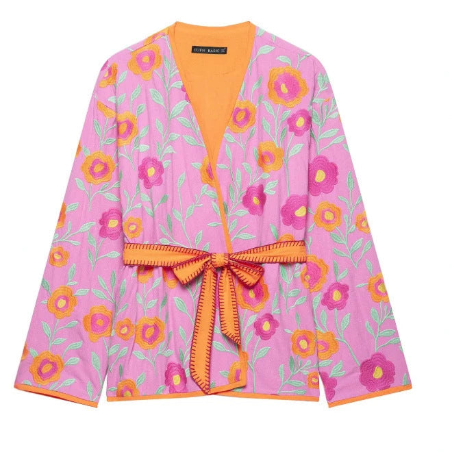 Dam Embroidered Kimono Jacka med Blommig Embroidery, Tie Belt och Contrasting Trimming