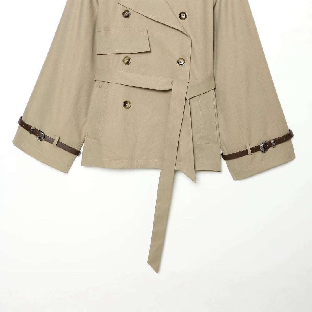 Dam Kort Trench Cape med Fitted Tie Belt