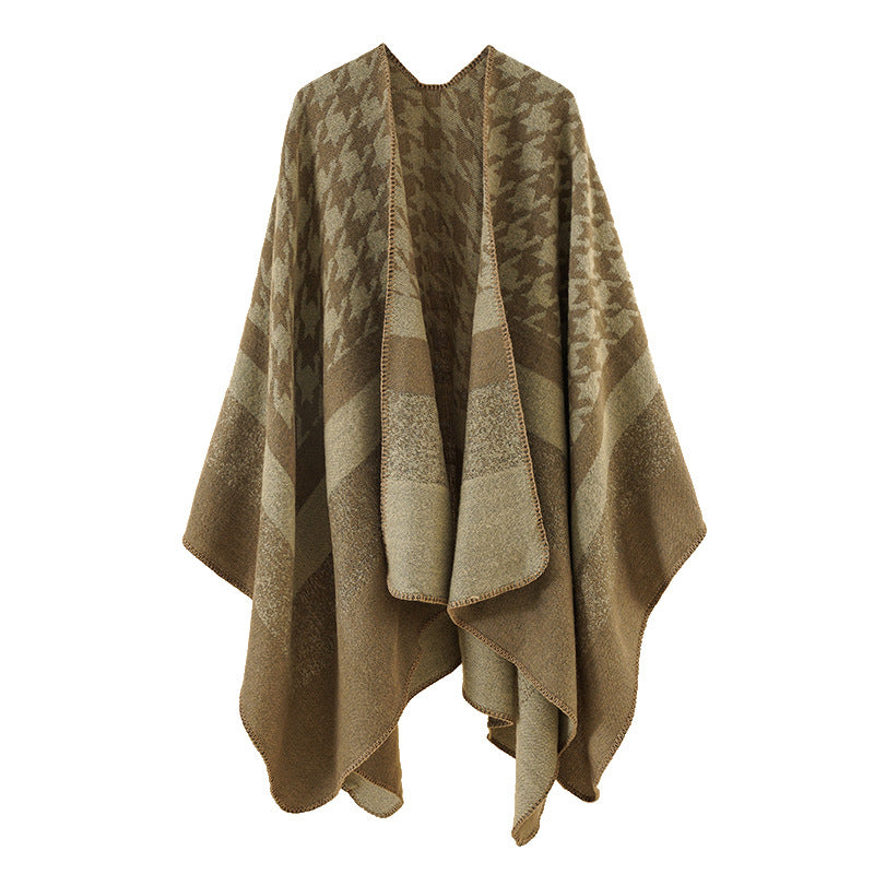 Dam Oversize Ruana poncho tillverkad av ullblandning med houndstooth och block jacquard mönster