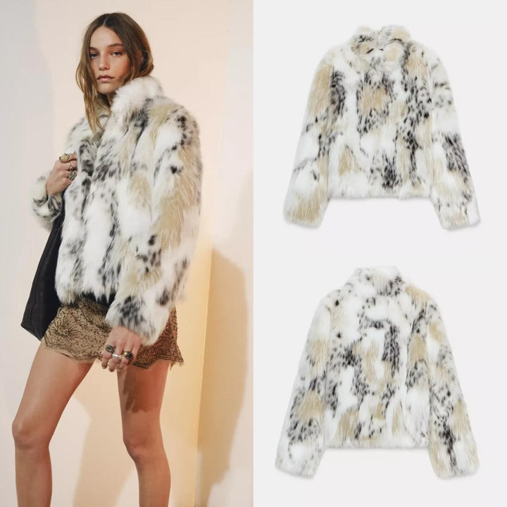 Dam kort faux fur jacka in patchwork look med hög ståkrage