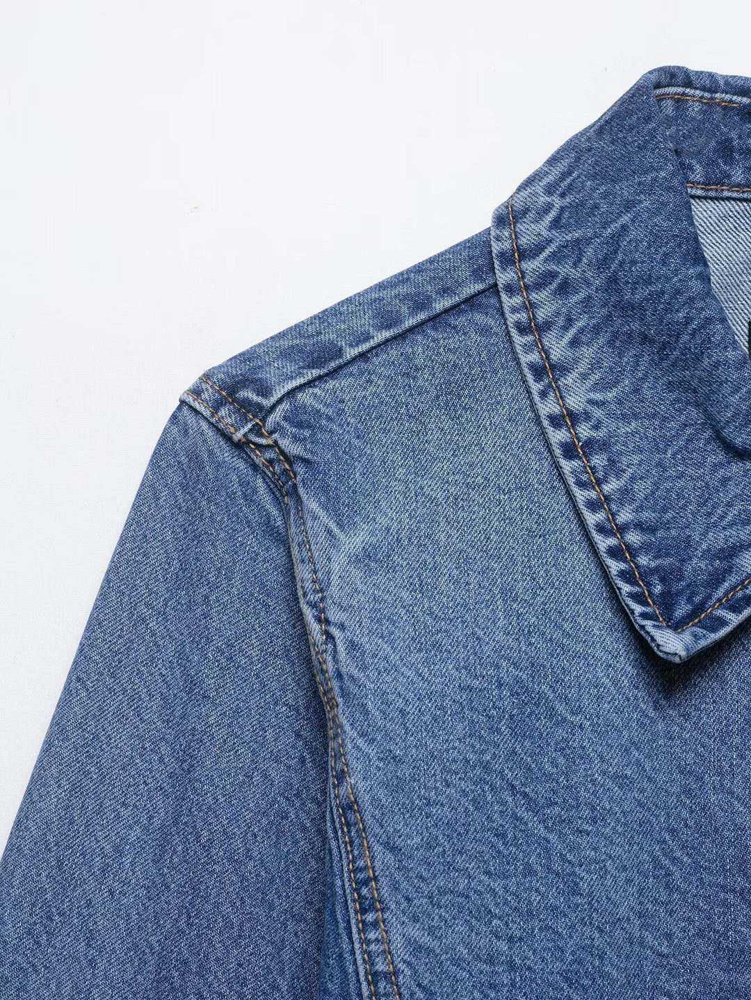 Dam Oversize Denimjacka i Boxig Skärning med Kort Silhuett och Patch Fickor