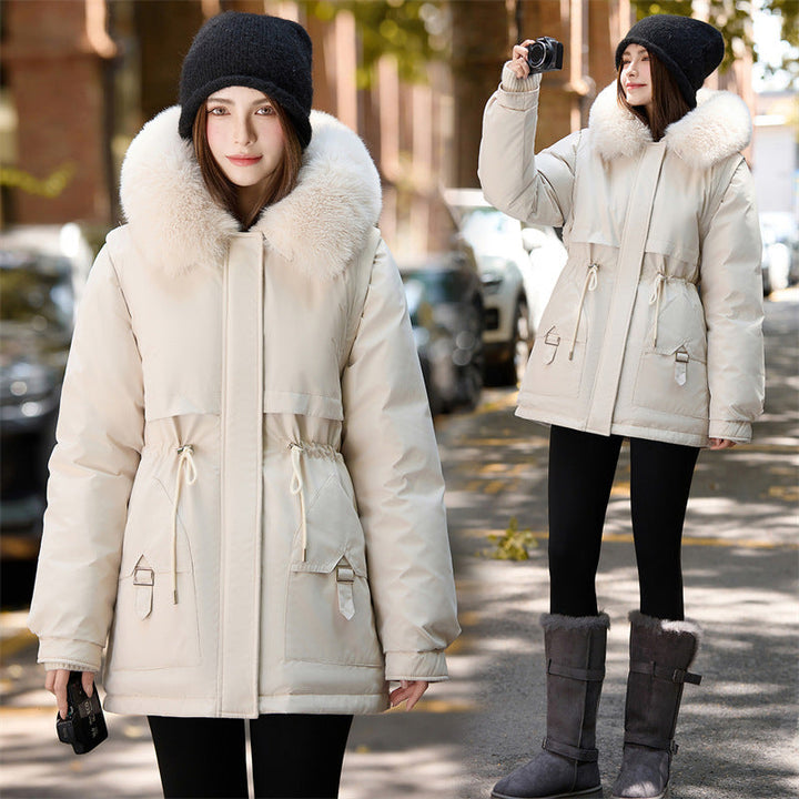 Dam mysig kort parka med extra bred pälskrage, adjustable waist drawstring och cargo fickor
