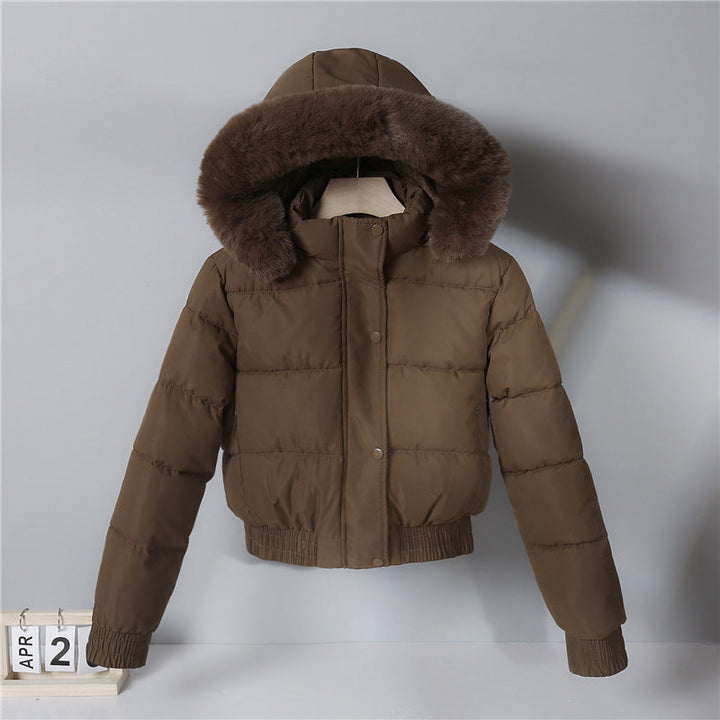 Dam nan kort skärning thermal kviltad jacka med removable faux fur huva och ribbed muddar