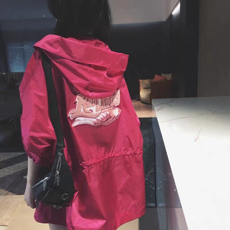 Dam Fashion övergångsjacka med huva och praktiska fickor