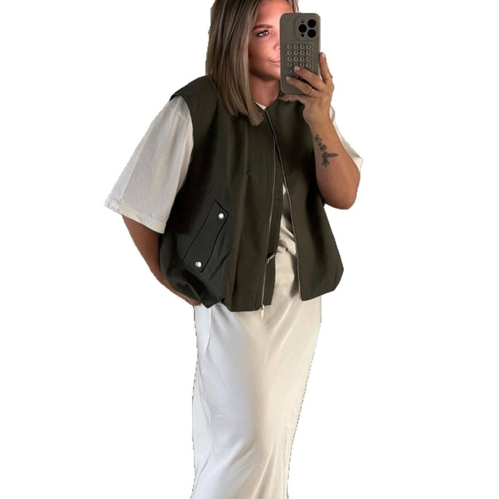 Dam figursydd sleeveless utilityväst med hel dragkedja, patch snap-button fickor, och elastisk fåll