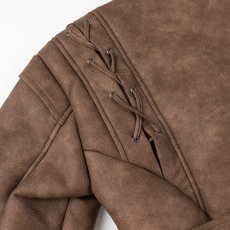 Dam kort bikerjacka i lambskin look med sjalkrage, tie bälte och decorative cords