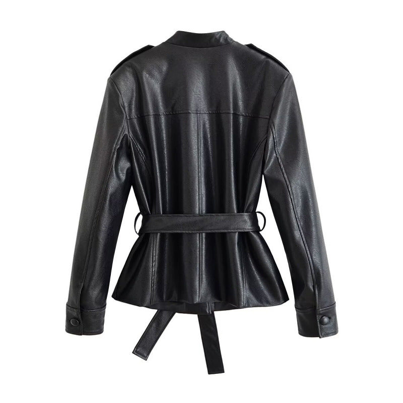 Dam Tailored Utilityjacka Tillverkad av Konstläder med Stå Krage, Patch Chest Fickor och Tie Belt