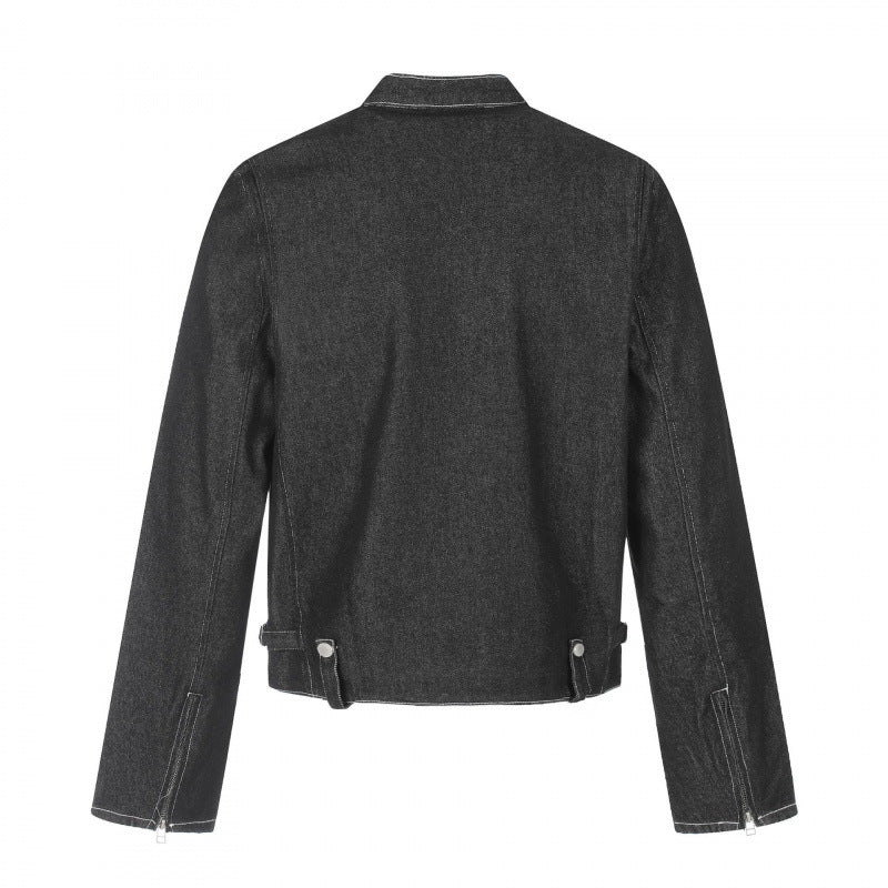 Herr kort skärning boxig denimjacka i arbeteer blouson stil med ståkrage och metall applikationer