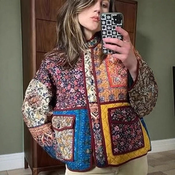 Dam Oversize Patchwork quiltad jacka med ståkrage och påsydda fickor