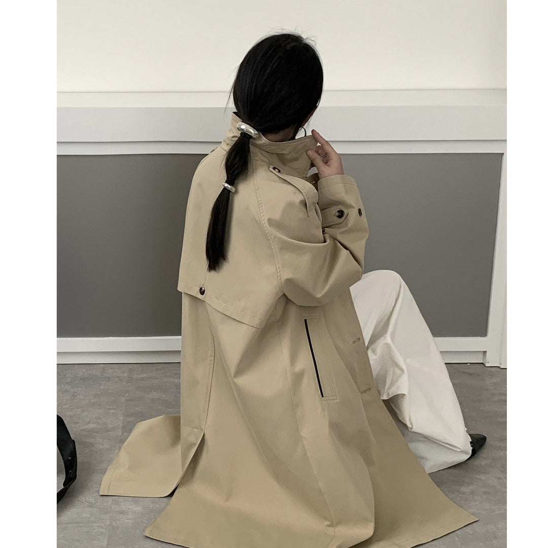Dam längre vattenavvisande trenchcoat med Back Cape och Stand krage