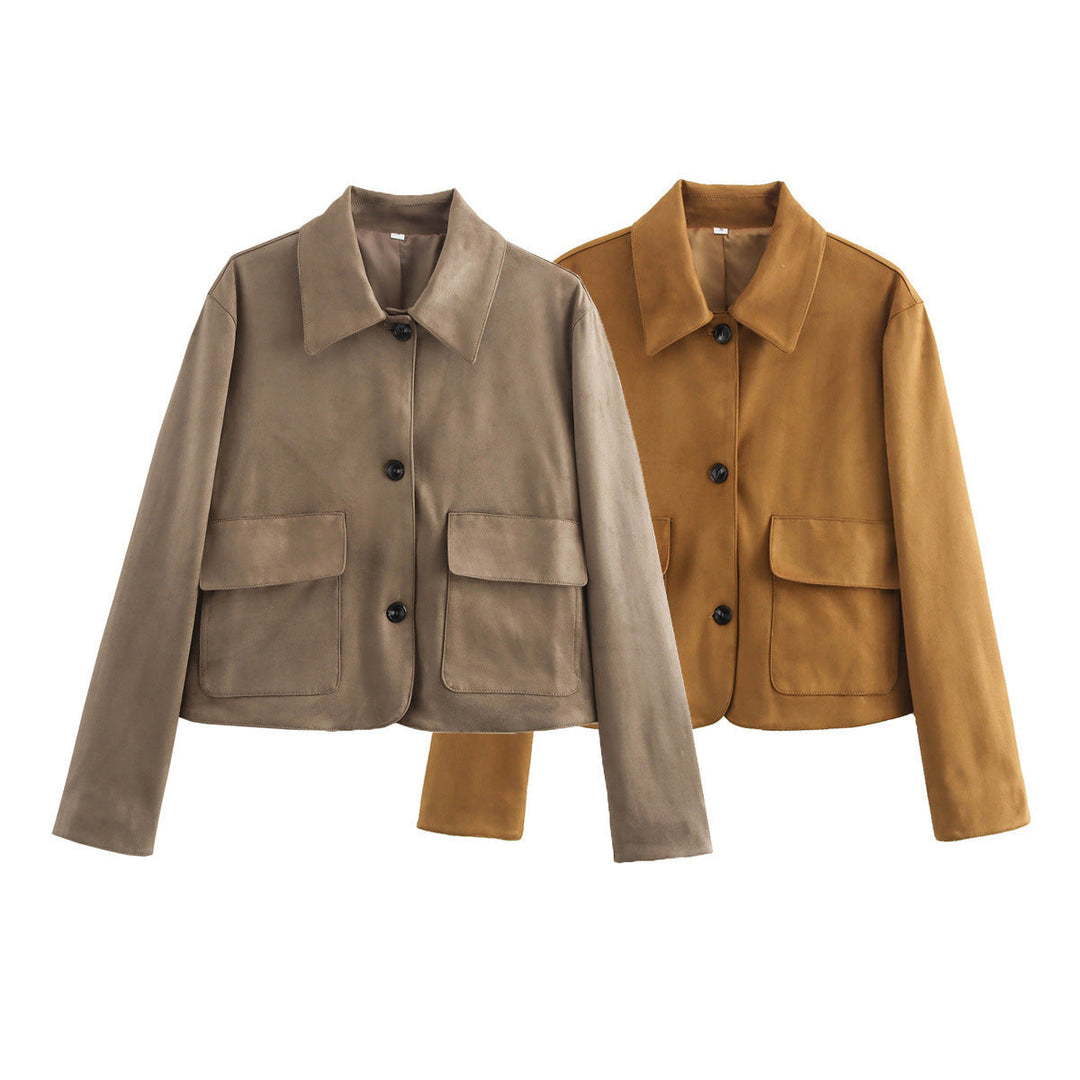 Dam cropped shirt jacka tillverkad av microfiber velour med stor flap fickor