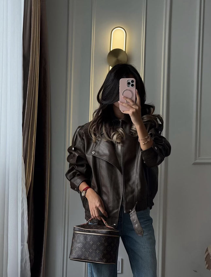 Dam oversize läder jacka med asymmetrisk dragkedja och vid krage