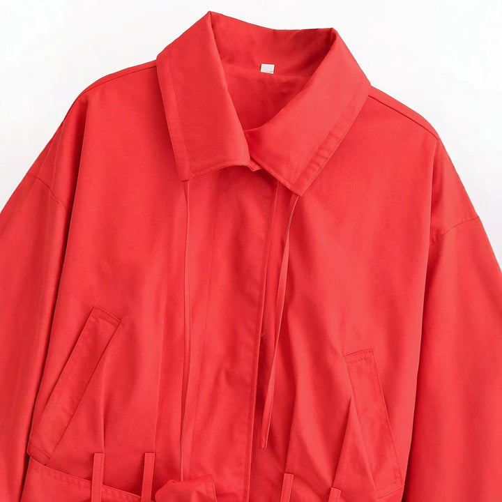 Dam Kort Jacka i Blouson Stil med Tie Belt och Wide Krage