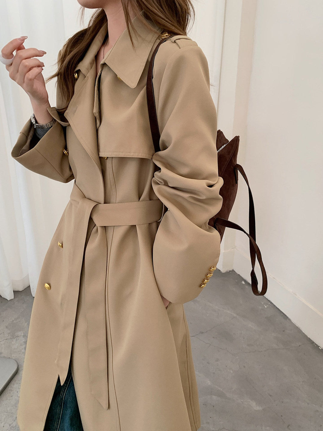 Dam skräddad trenchcoat med knytband och Golden knapp detaljer