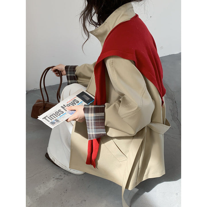 Dam oversize trenchcoat med midjebälte och Checked ärm mudd