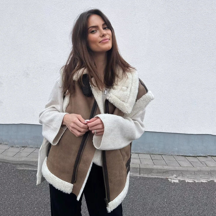Dam Sleeveless Lambskin Look Väst med Stå Krage, Dragkedja och Buckle Details
