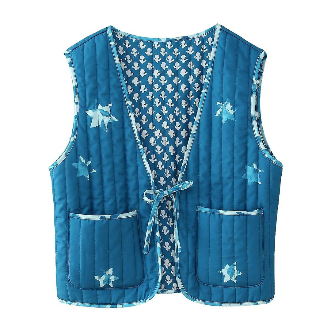 Dam quiltad reversible väst med tie bälte, påsydda fickor, och star appliqué