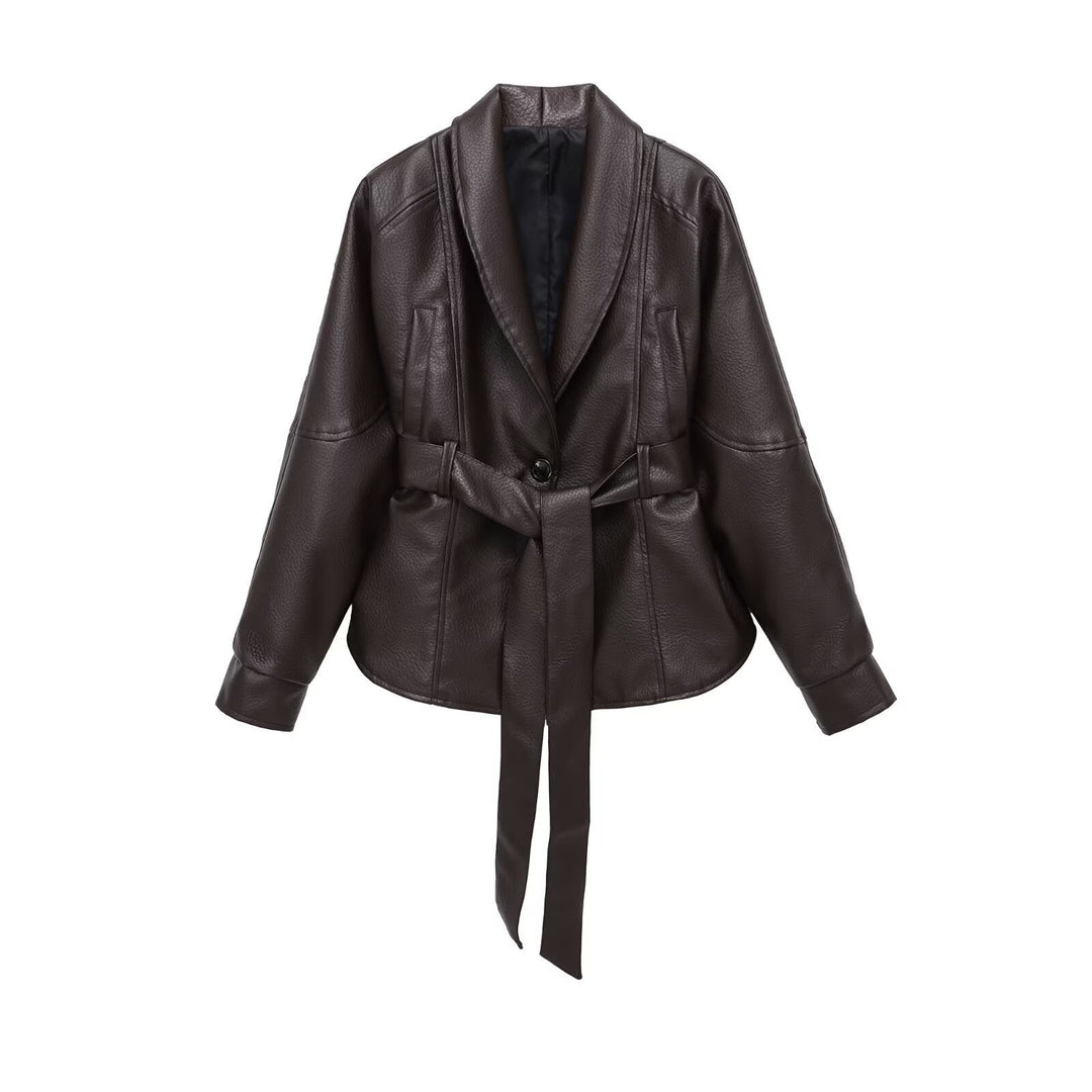 Dam kort jacka gjord vegan läderlook med midjebälte och shawl krage