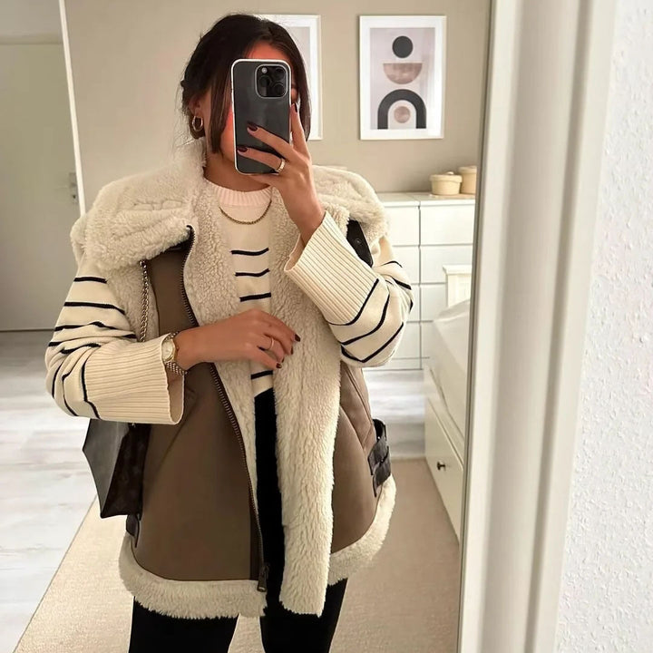 Dam Sleeveless Lambskin Look Väst med Stå Krage, Dragkedja och Buckle Details