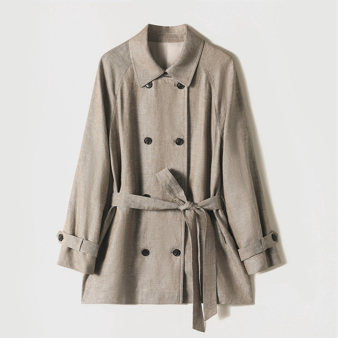 Dam elegant och Timeless trenchcoat