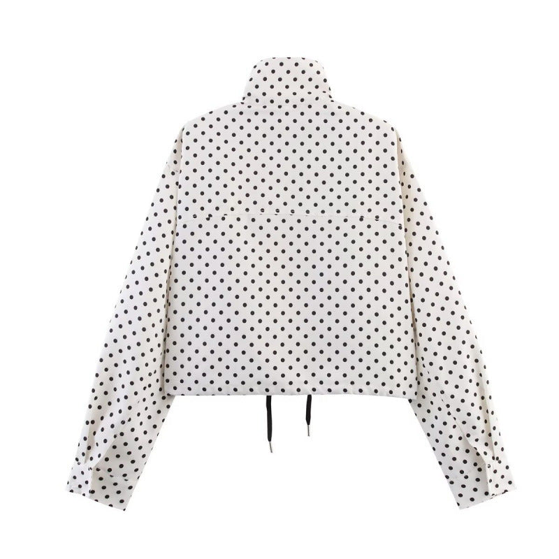 Dam kort kviltad jacka med Polka Dot tryck, Stand krage och dragsko