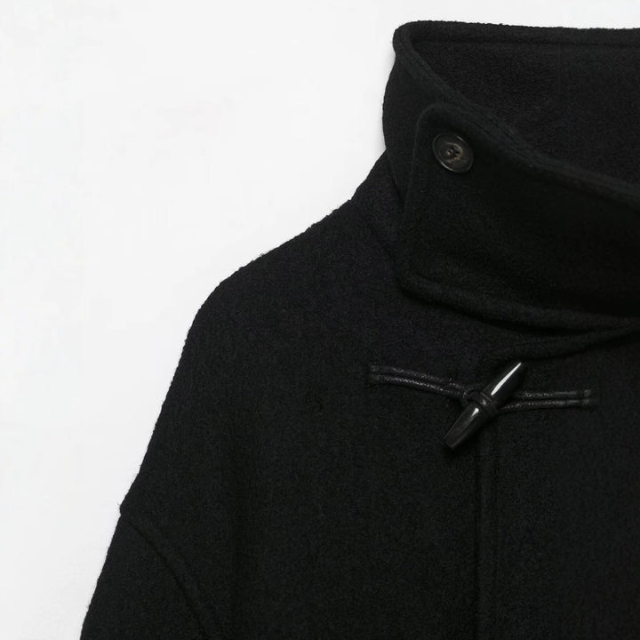 Dam Boxig Cape Jacka i Ull Look med Hög Krage Band och Toggle Fastenings