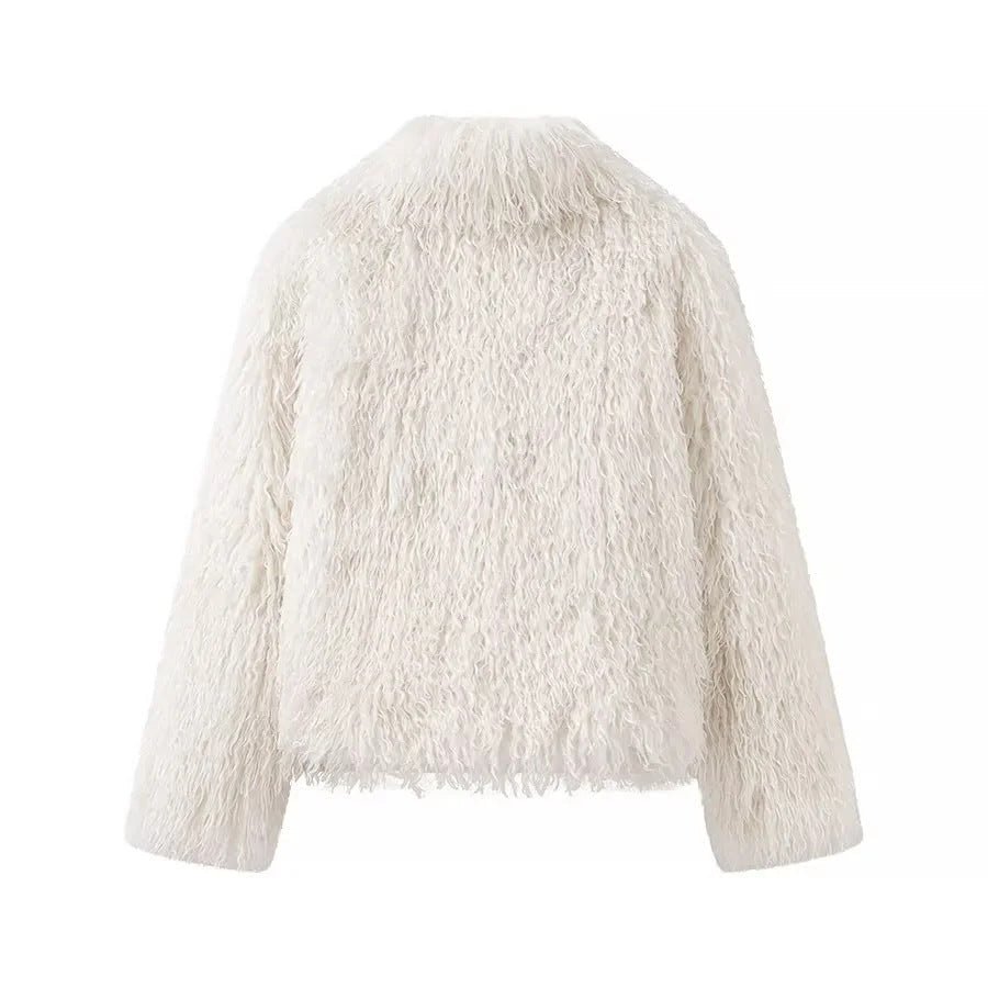 Dam kort faux pälsjacka med open skärning och voluminous lång hair look