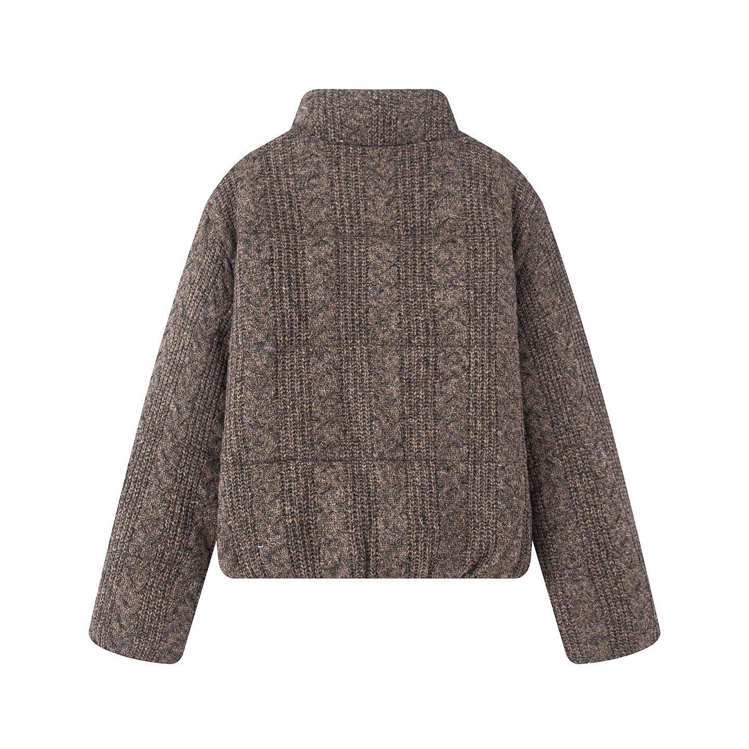 Dam nano quiltad stickad-look quiltad jacka med cable mönster, ståkrage och sidofickor
