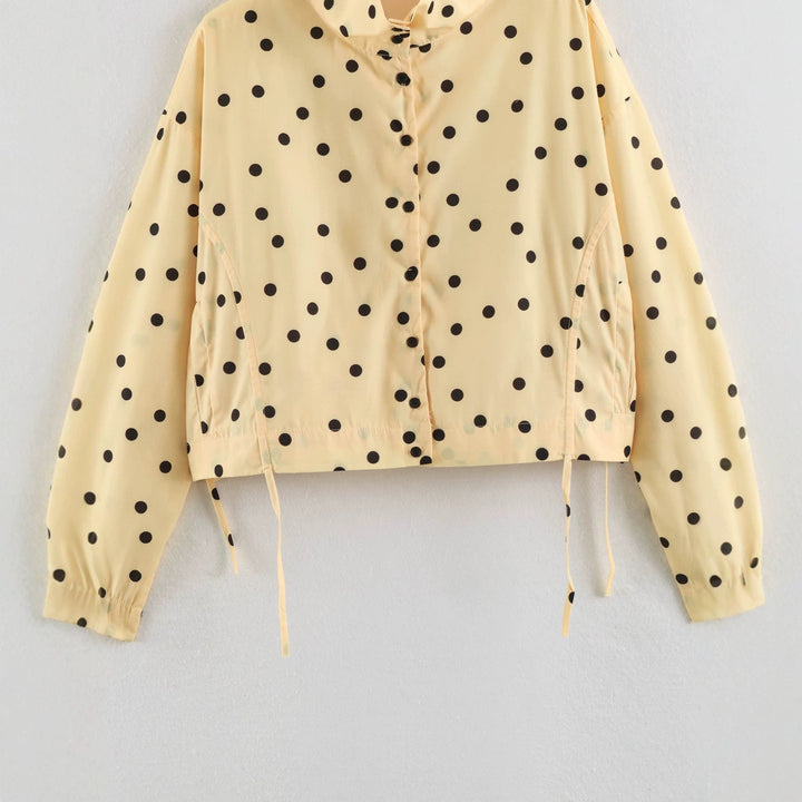 Dam Spotted Kort Blouson Jacka med Ruffle och Stå Krage