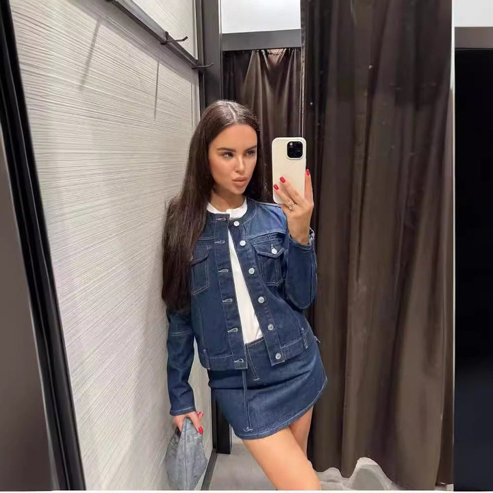 Dam lätt jeansjacka med rund hals, Full knäppning och Patch bröstfickor
