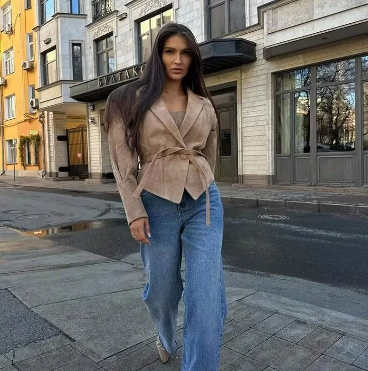 Dam mocka Wrap jacka med midjebälte och Structured Shoulder detaljer