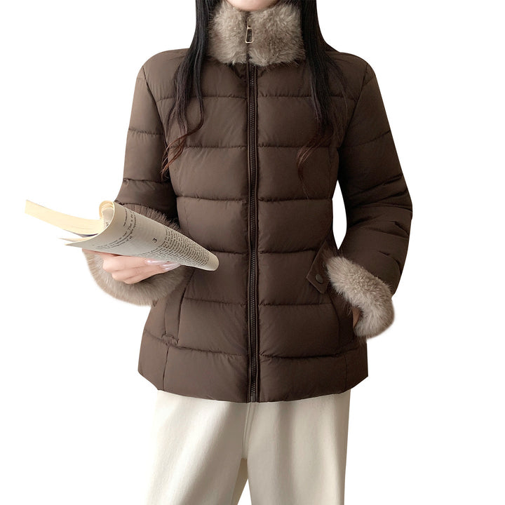 Dam figurnära thermal kviltad jacka med removable fake fur krage och elastic midjebälte