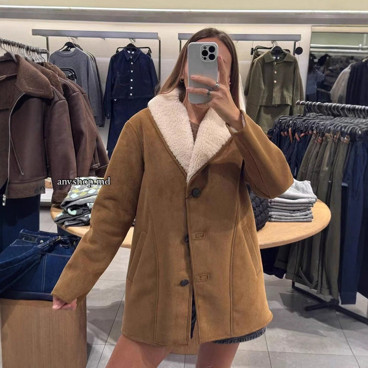 Dam kort kappa in velour look med teddyfoder och shawl krage