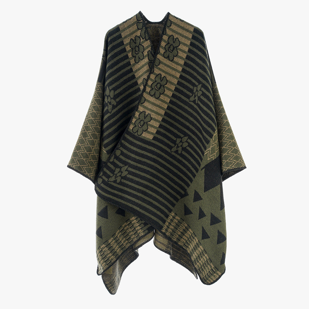Dam Oversize Jacquard Ruana i Ethno Patchwork design