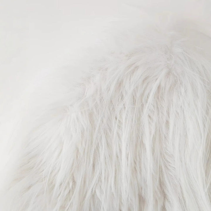 Dam kort eco faux pälsjacka med lång fiber flokati look, round neckline och concealed inside foder