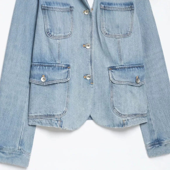 Dam Utility-Stil Denimjacka med Stå Krage, Flapped Fickor, och Shoulder Patches